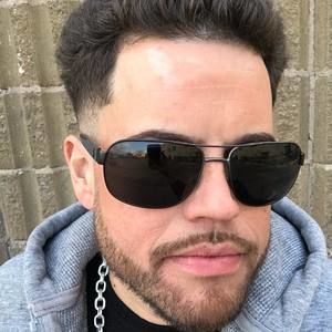 Meet your Posher, Anthony